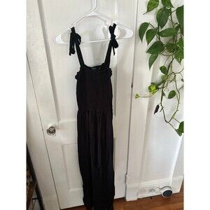 Zesica Women’s size small Black maxi dress